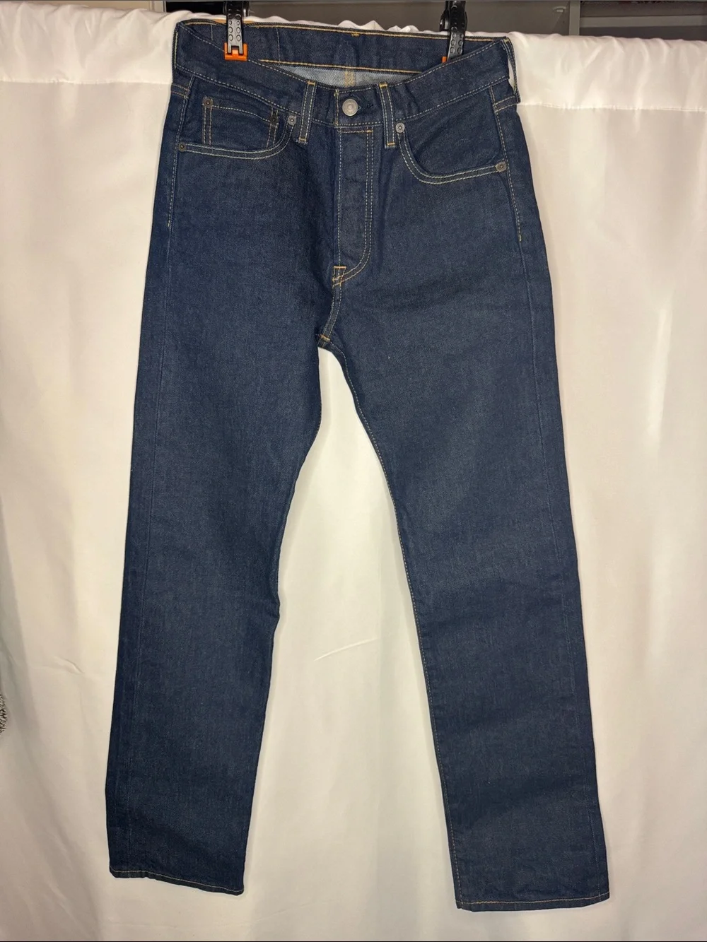 Levi's 501 button fly. Dark Blue Straight Men's Jeans 28x30. New